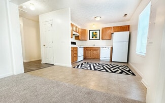 1700 Dave Buck Rd, Johnson City, TN 37601