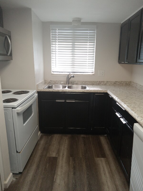 2541 S Myrtle Ave unit C, Sanford, FL 32773 - photo 3