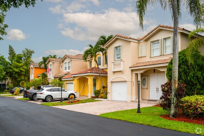 Single-family homes line quiet streets in Vanderbilt Park.