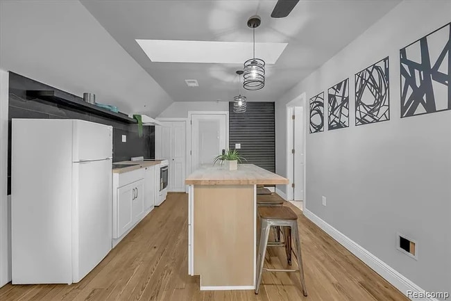 1502 Virginia Park St unit B, Detroit, MI 48206 - photo 6