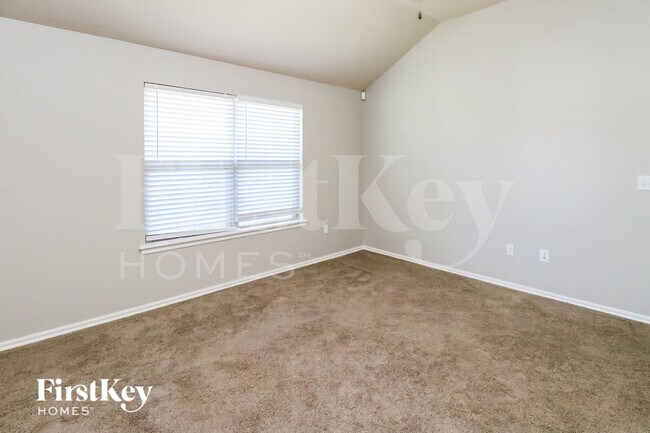 9100 SW 46th St, Oklahoma City, OK 73179 - photo 3
