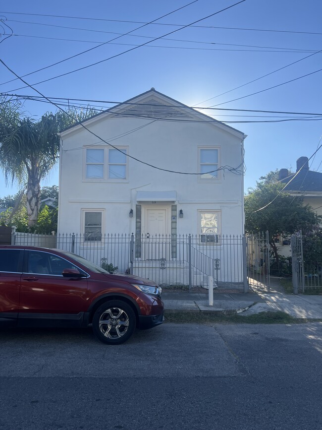 614 Fourth St, New Orleans, LA 70130 - photo 2