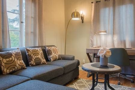 83 W Glenarm St, Pasadena, CA 91105 - photo 3