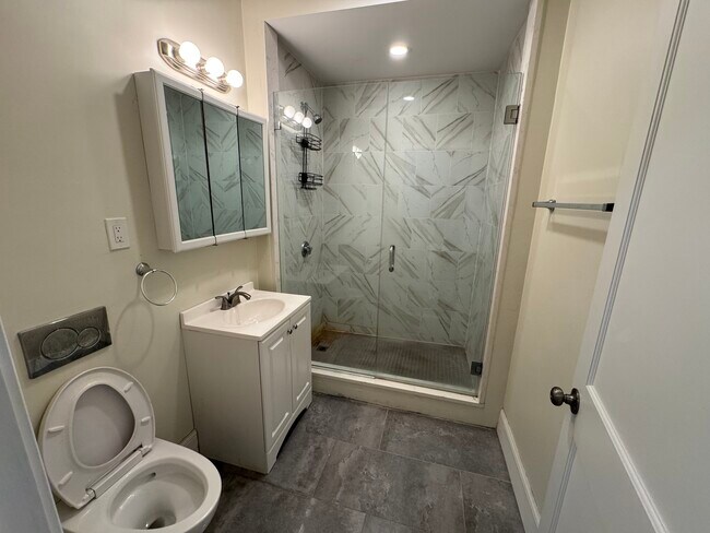 2028 Massachusetts Ave unit 1, Cambridge, MA 02140 - photo 7