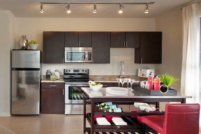 Avalon Dunn Loring, Vienna, VA 22180 - photo 6