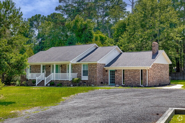 Brick ranches with large porches are favorites in Red Hill.
