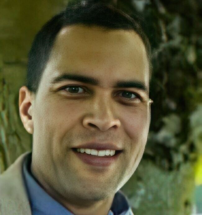 Agent Photo
