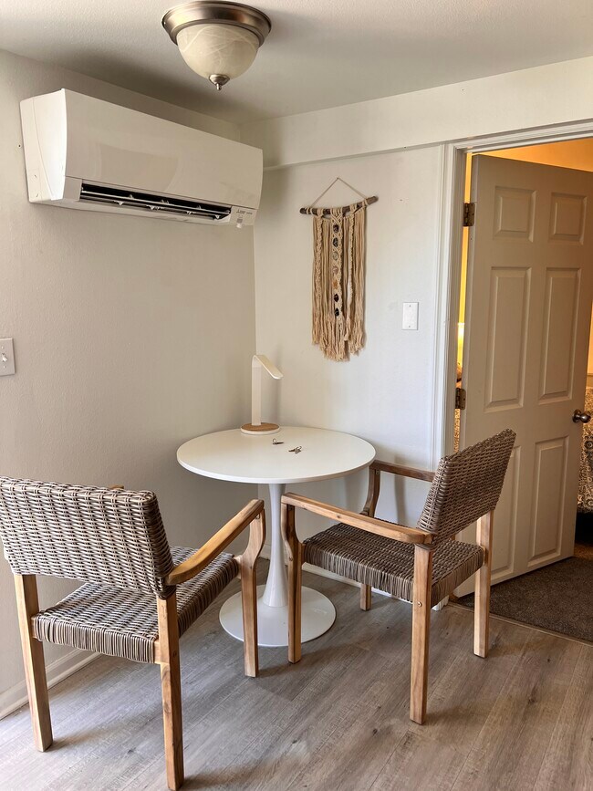 208 N 10th St unit B, Coeur D'Alene, ID 83814 - photo 7