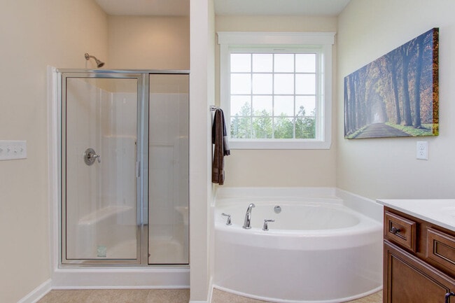 120 Sugar Maple Dr unit 36471714, King, NC 27021 - photo 3