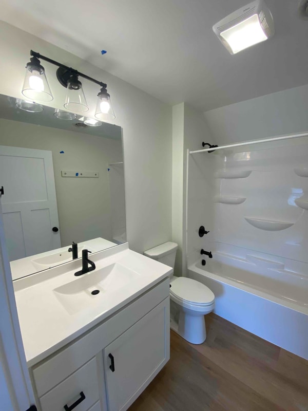 961 Douglas St NW Unit 2, Grand Rapids, MI 49504