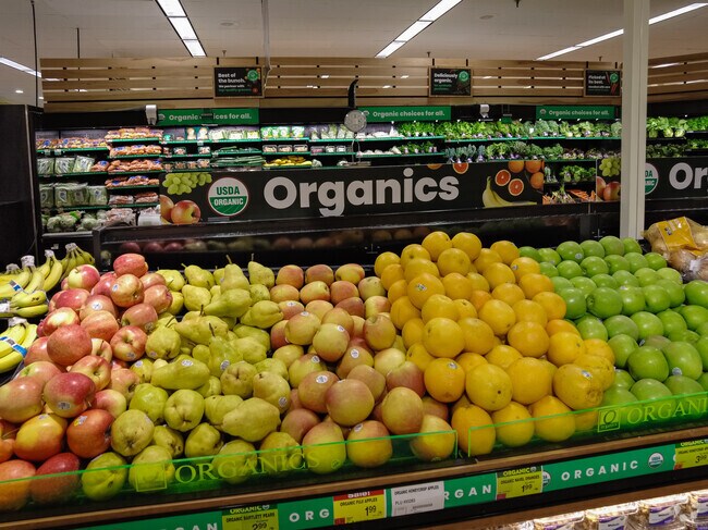 Shaw's is the premier supermarket near Stanwood Park.