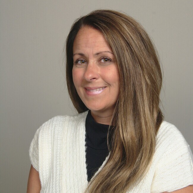 Pamela Coester Oswald