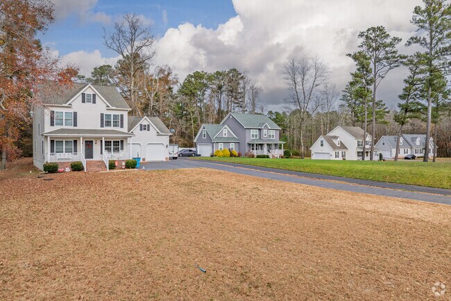 Homes in Parsonsburg typically have lots over an acre in size.