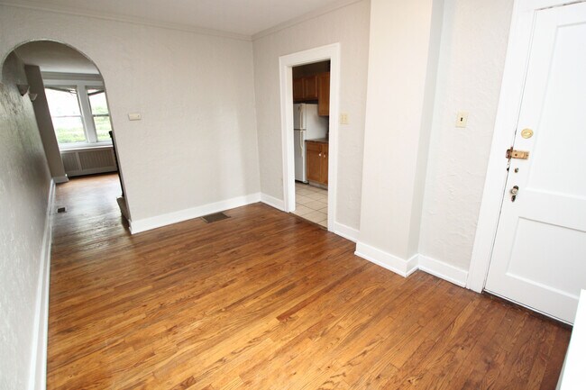 5535 Centre Ave unit 11, Pittsburgh, PA 15232 - photo 4