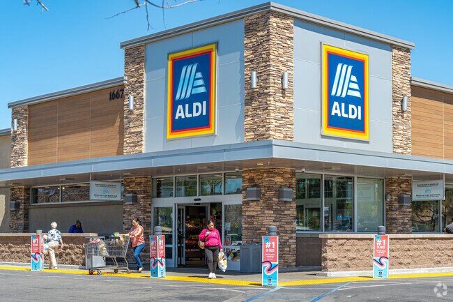 The Aldi near Soboba provides budget-friendly groceries with fresh produce and exclusive brand deals.