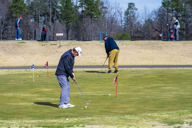 Centralia residents have the choice of several local golf courses to enjoy.