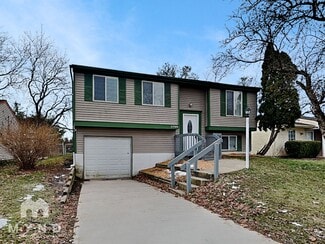 3799 Farm Brook Ln, Columbus, OH 43204