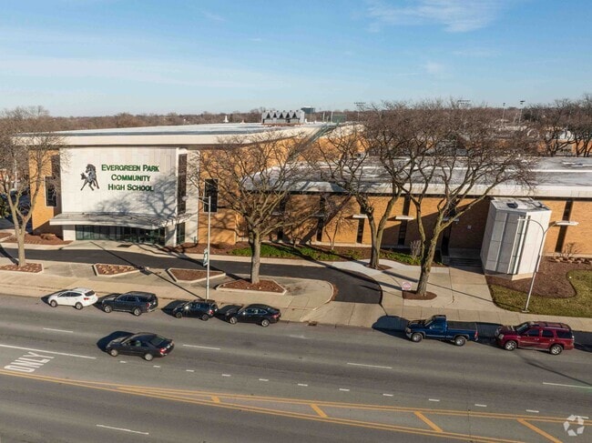 Educational opportunities abound at Evergreen Park High School in Evergreen Park, IL.