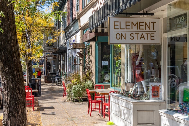 The adorable shops and boutiques along State Street make Kennett Square a lovely, walkable town.