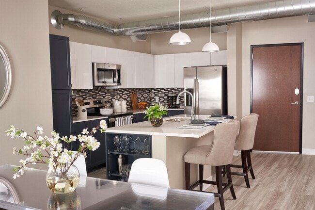 LINC at Gray's Station, Des Moines, IA 50309 - photo 5