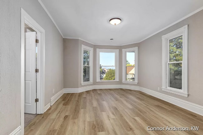 640 Prospect Ave SE unit 2, Grand Rapids, MI 49503 - photo 5