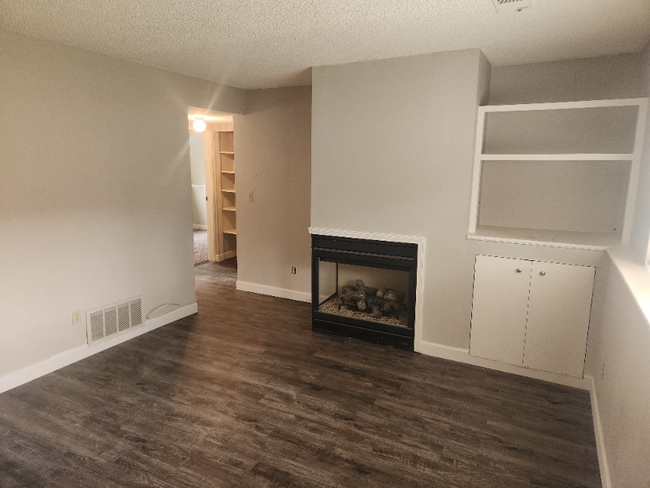6624 Dublin Loop W unit 2, Colorado Springs, CO 80918 - photo 5