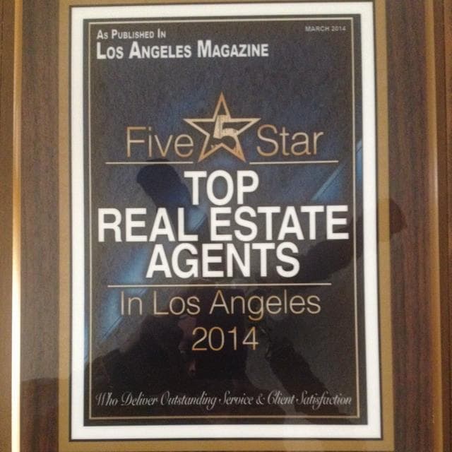 Agent Photo