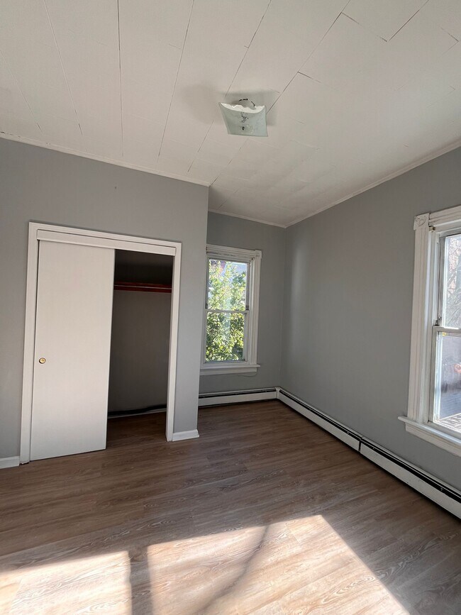 112 Linden Ave unit 2, Jersey City, NJ 07305 - photo 5