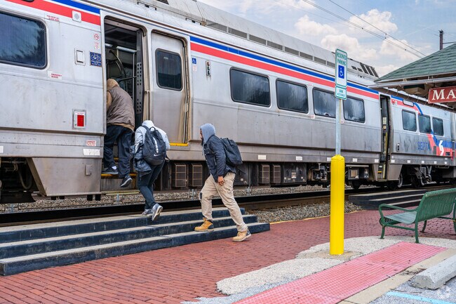 The Malvern train station is nearby, so Willistown residents have easy access to Philadelphia.