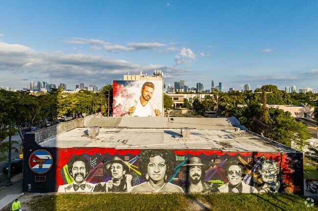 Murals adorn walls and alleyways all over Little Havana.