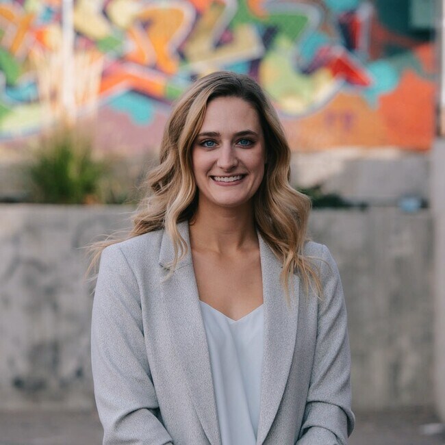 Agent Photo