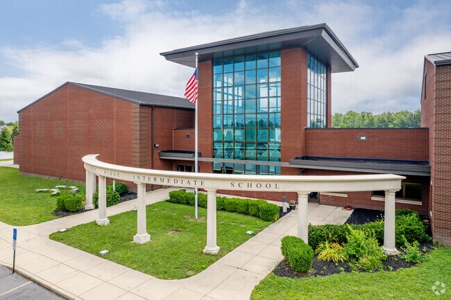 Galloway Ridge Intermediate near Lincoln Village serves grades 5-6.