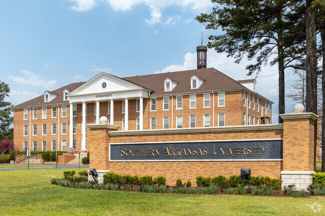 The Campus of South Arkansas University is located in Magnolia.