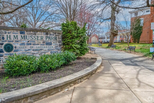 If it's the fresh air you desire, Musser Park is just one of many parks near Ross.