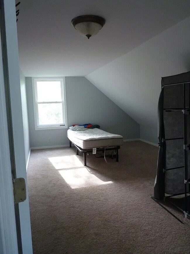 2477 Boston Post Rd unit apartment, Guilford, CT 06437 - photo 6