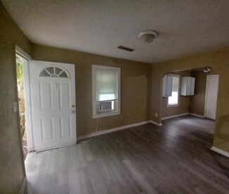 7909 50th Ave N, Saint Petersburg, FL 33709