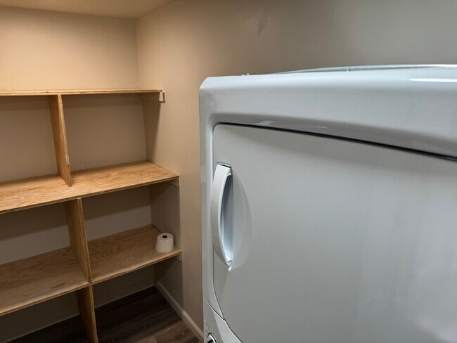 927 Stewart St unit 3, Santa Rosa, CA 95404 - photo 7