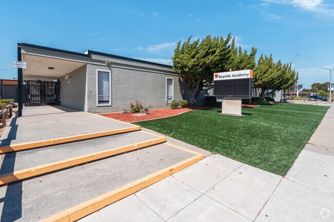 Bayside Academy is located in the Parkside-San Mateo Co neighborhood of San Mateo, CA.