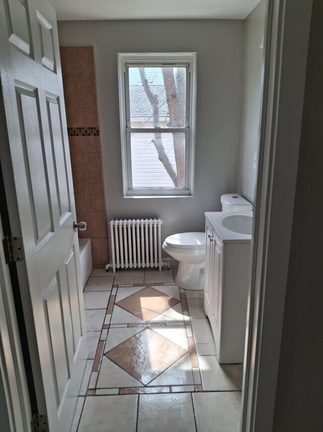 2025 Renovated Apartments in Collingswood ($1,400+), Collingswood, NJ 08108 - photo 4