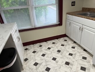 51 Front St, Saranac Lake, NY 12983