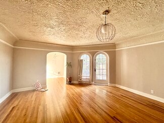 711 NE Randall Ave Unit 307, Portland, OR 97232