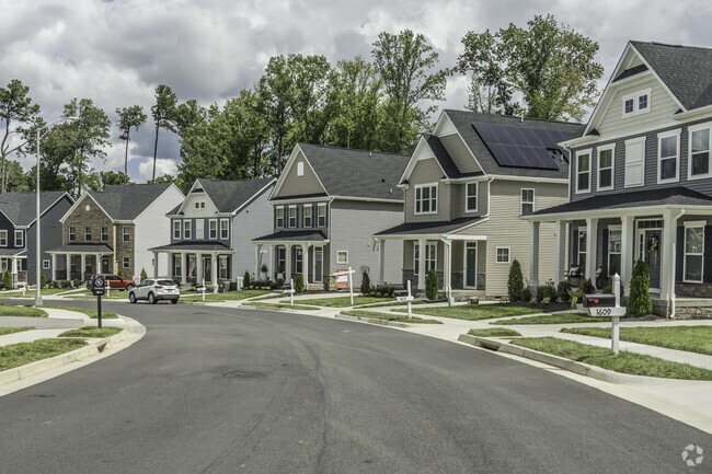 Homes are nestled right next to one another in Jahnke.