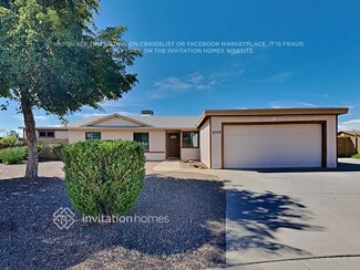 9708 N 56th Ln, Glendale, AZ 85302