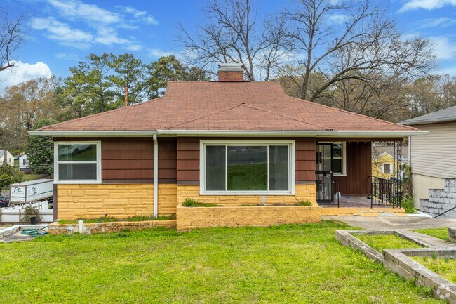 The Bush Hills neighborhood offers many different styles of homes.