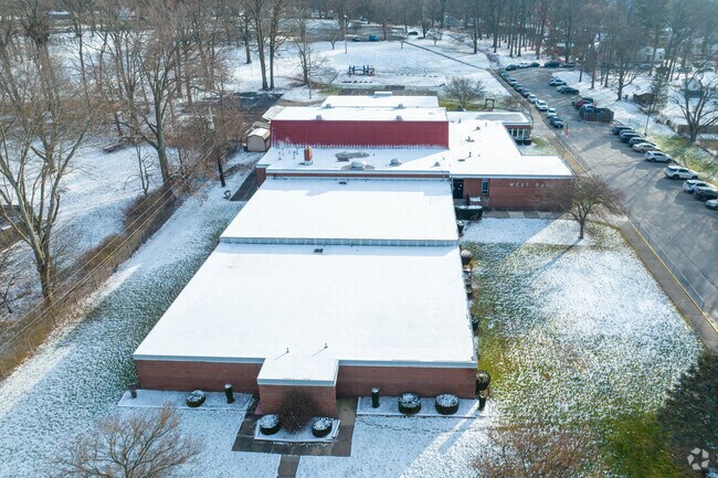 West Park Elementary School serves the Ravenna neighborhood.