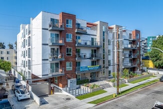 11110 Hartsook St, North Hollywood, CA 91601