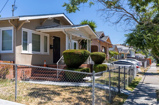 Castlemont's homes are mostly gated to keep residents safe.