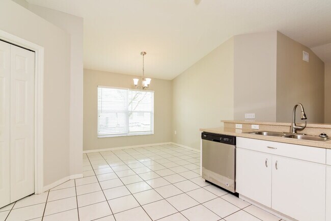 1634 Audubon Trail, Lutz, FL 33549 - photo 5