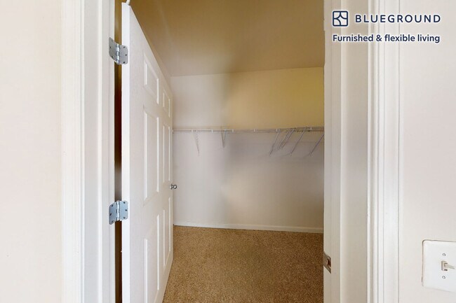 10306 Strathmore Hall St unit FL4-ID2929A, North Bethesda, MD 20852 - photo 7