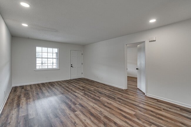 2845 Dayton Blvd, Chattanooga, TN 37415 - photo 3